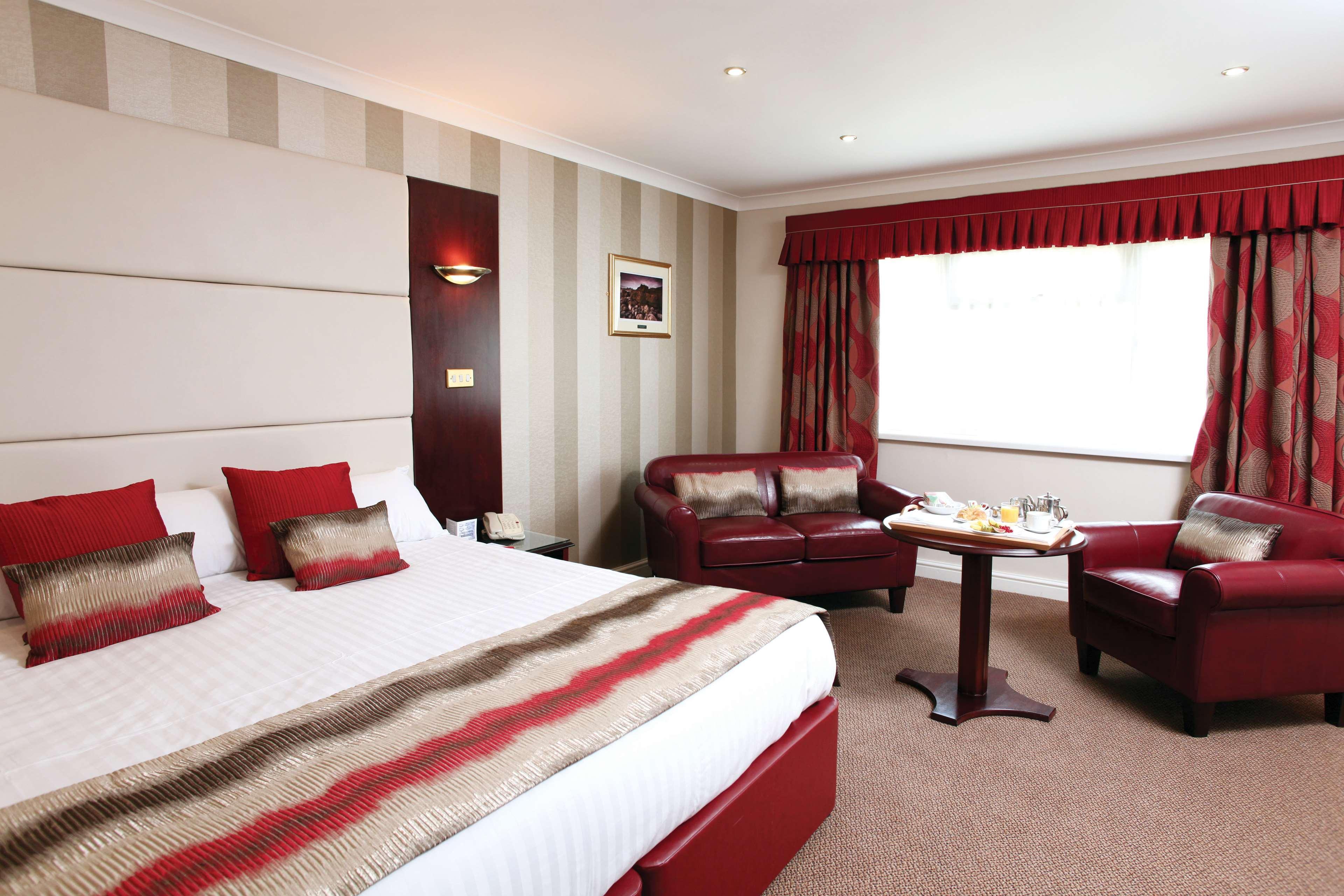Best Western Premier Heronston Hotel & Spa Bridgend  Buitenkant foto