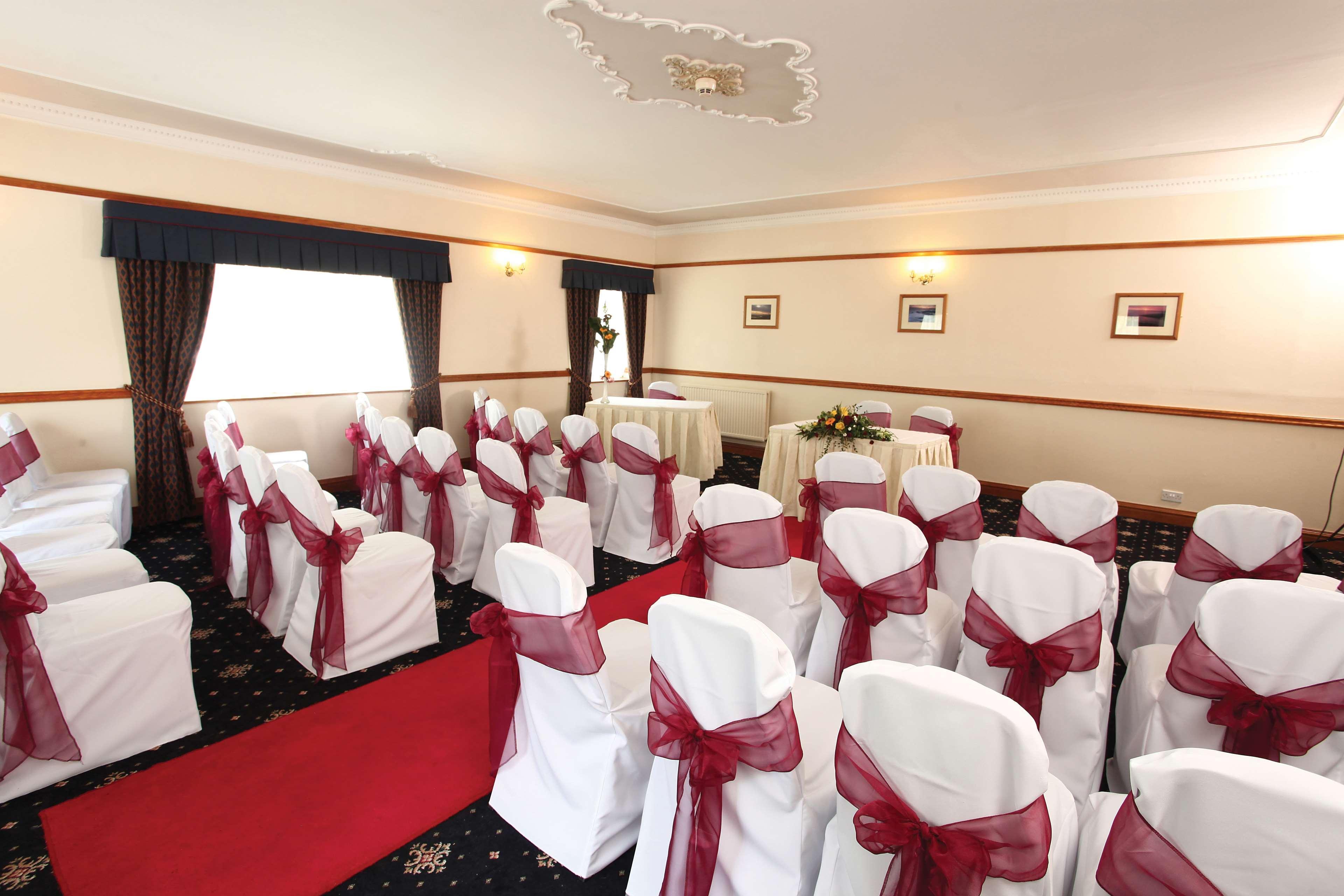 Best Western Premier Heronston Hotel & Spa Bridgend  Buitenkant foto