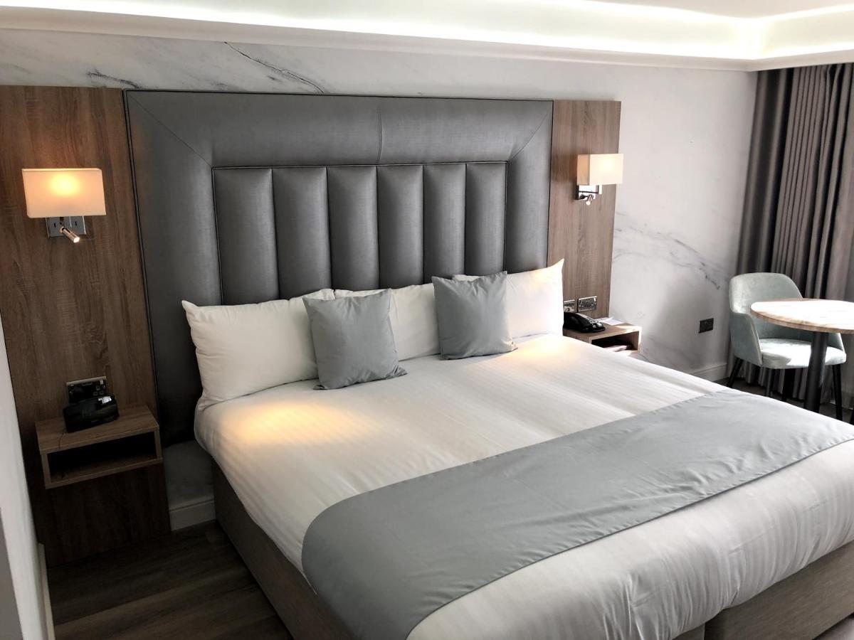 Best Western Premier Heronston Hotel & Spa Bridgend  Buitenkant foto