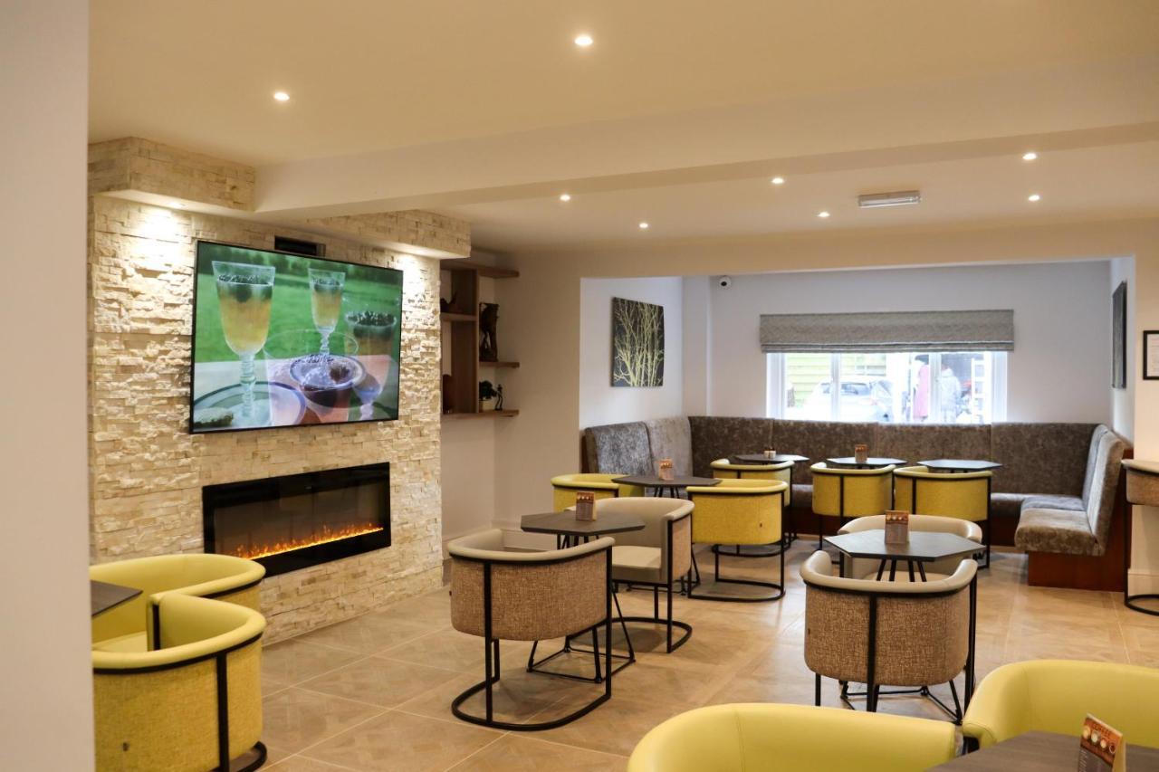 Best Western Premier Heronston Hotel & Spa Bridgend  Buitenkant foto