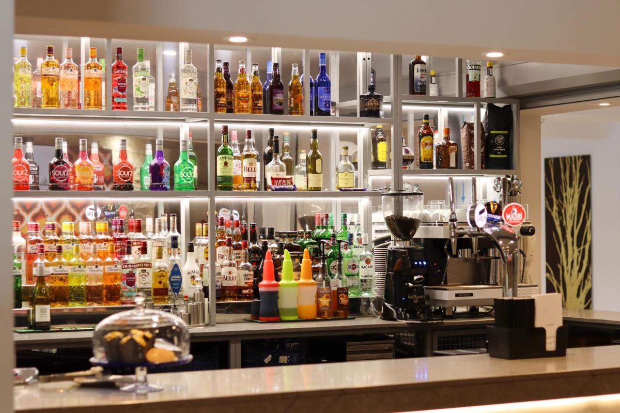Best Western Premier Heronston Hotel & Spa Bridgend  Buitenkant foto