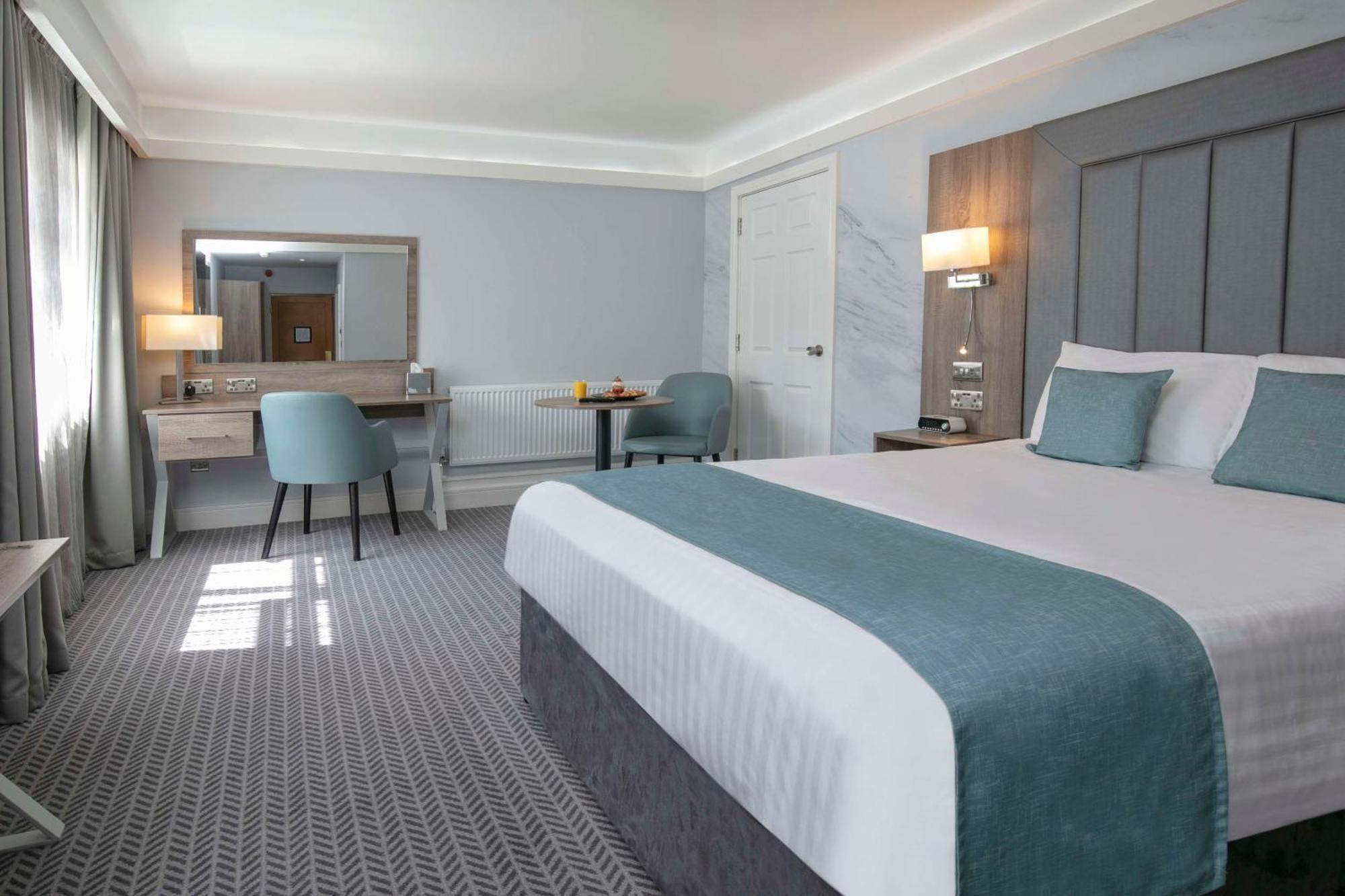 Best Western Premier Heronston Hotel & Spa Bridgend  Buitenkant foto