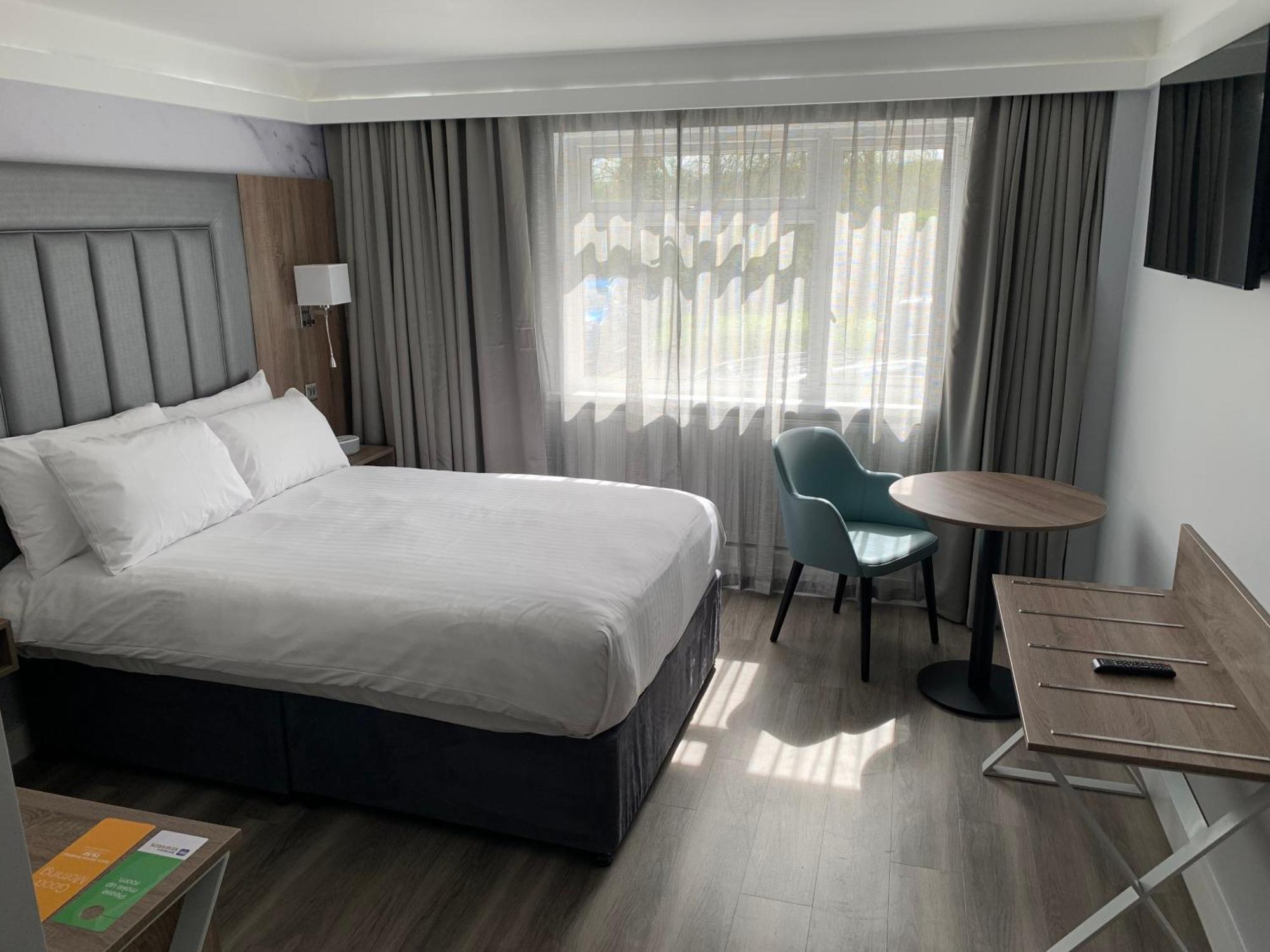 Best Western Premier Heronston Hotel & Spa Bridgend  Buitenkant foto