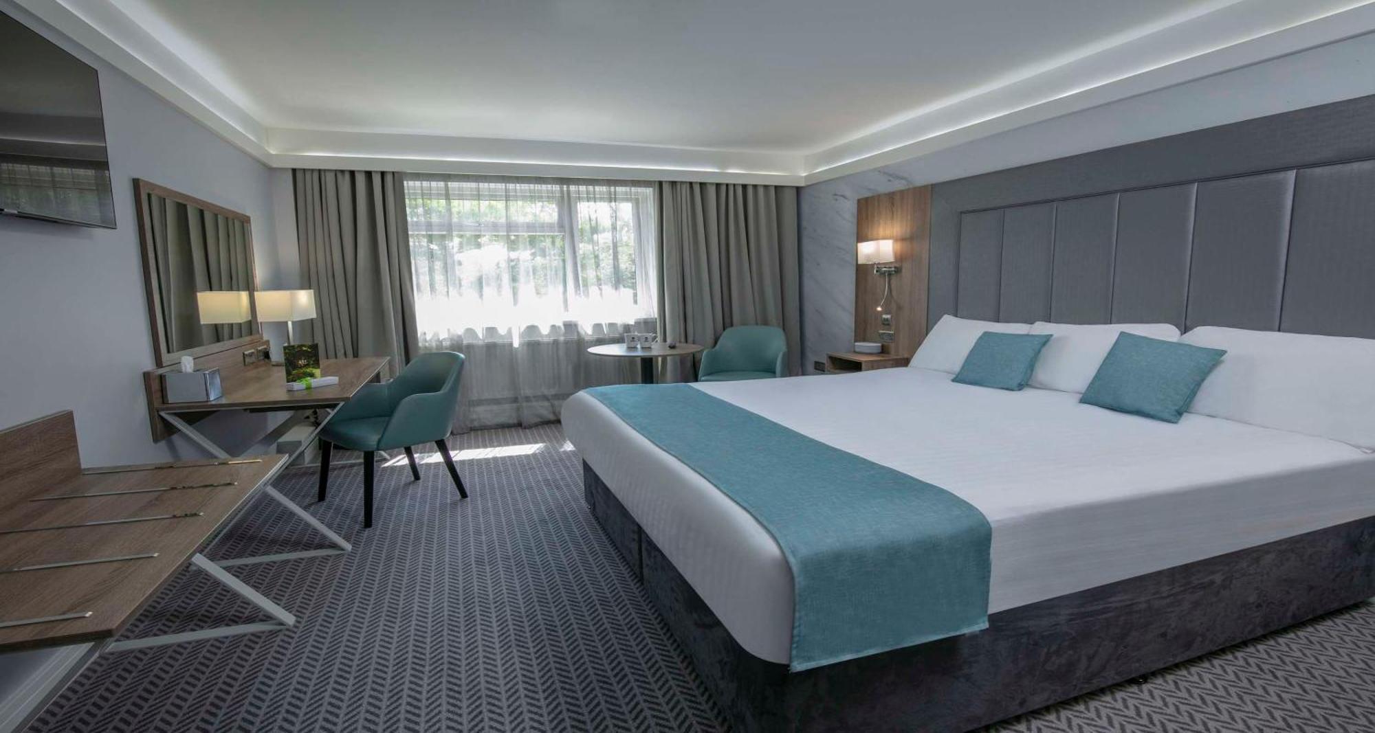 Best Western Premier Heronston Hotel & Spa Bridgend  Buitenkant foto